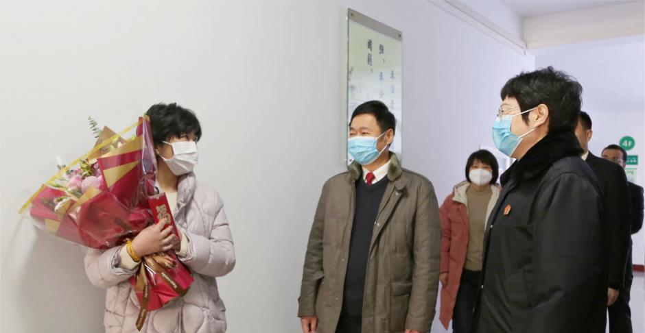 ����ԺԺ�I(l��ng)��(d��o)��ʿ�������W(xu��)��һ�е���ɽ�h��Ժ����ο����(y��u)�㷨��κ╭tͬ־